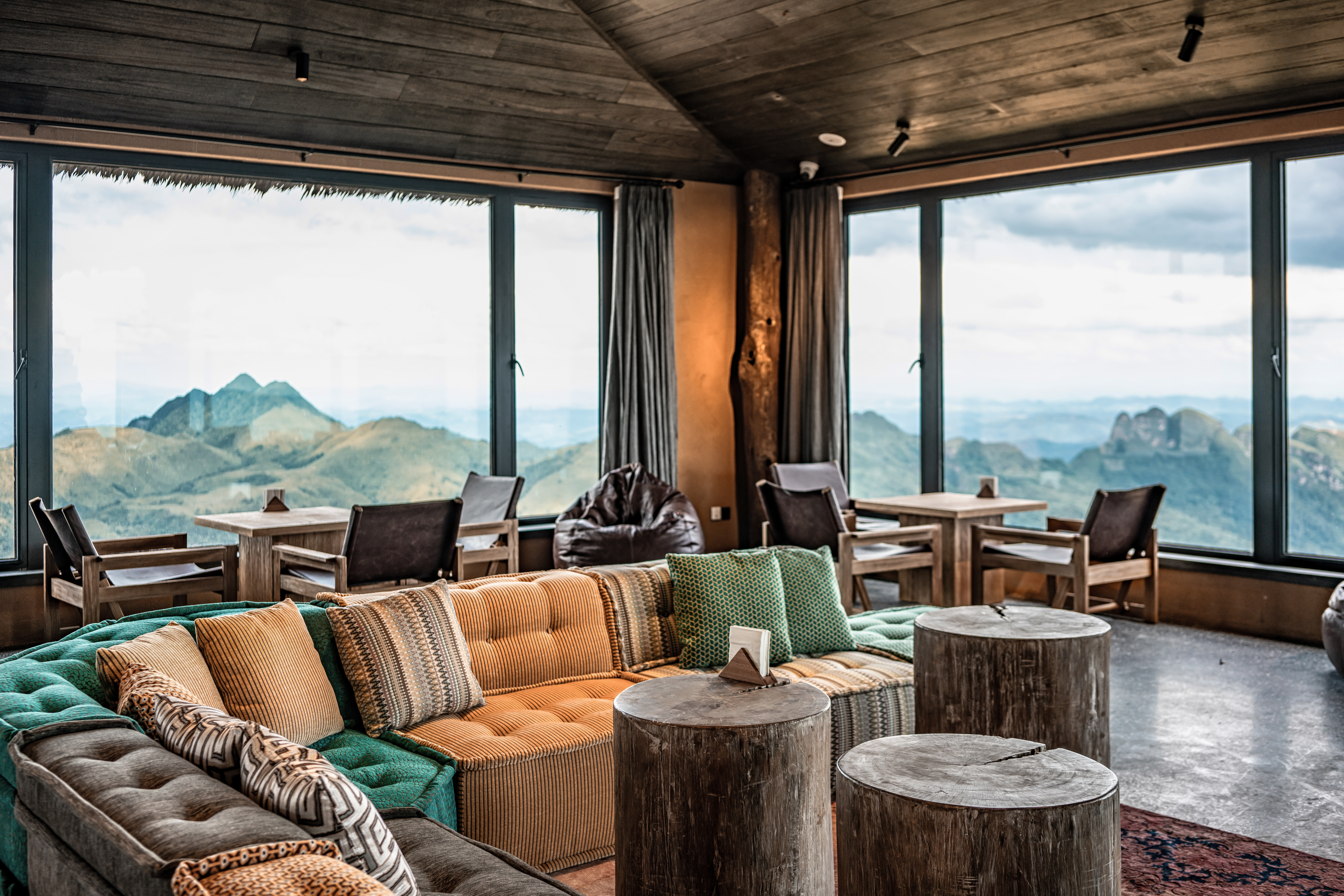 Puyu Rustic LuxuryOver view