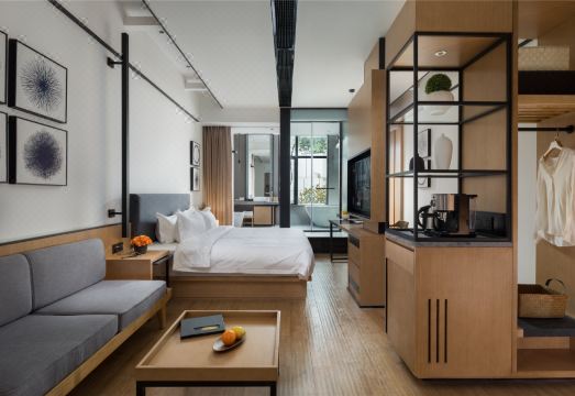 SFEEL设计师酒店（成都人民南路倪家桥地铁站店）外景图