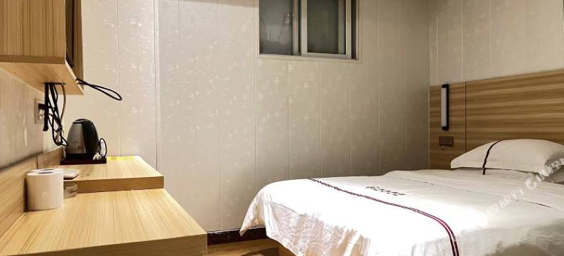 深圳鸿泰商务宾馆(向西村地铁站店)图片