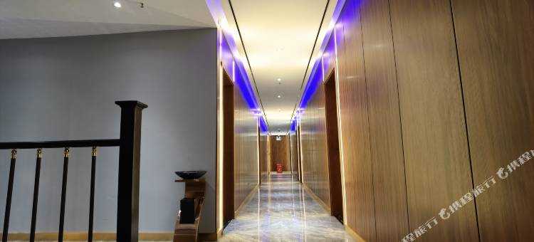 新龙珠玛酒店图片