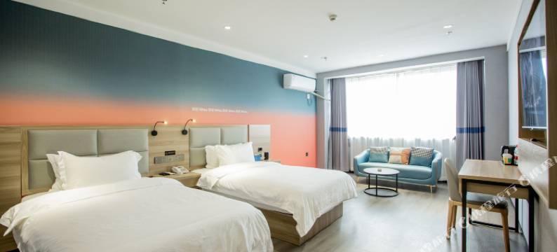 艺龙瑞云酒店(吉安人民广场文山步行街店)图片