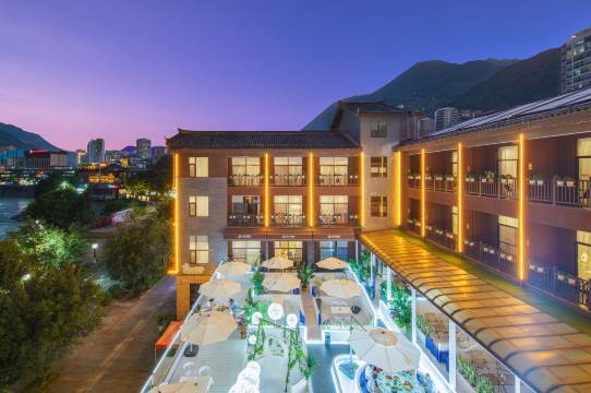 hotel overview picture