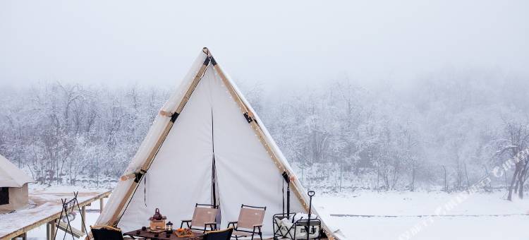 深呼吸西岭雪山露营地图片