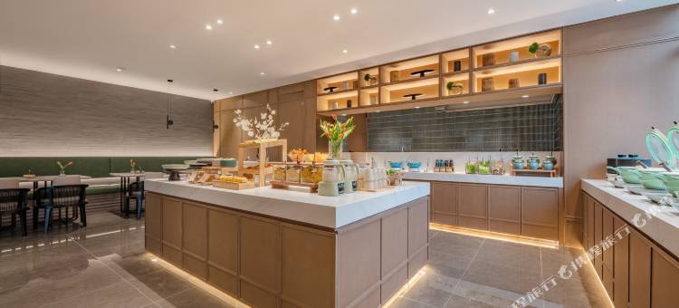 西安高新西北工业大学地铁站亚朵X酒店图片