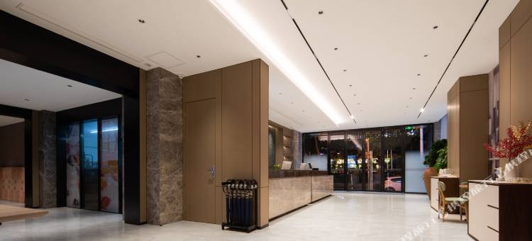 纽宾凯尚居酒店(武汉科技大学青山校区建设二路地铁站店)图片