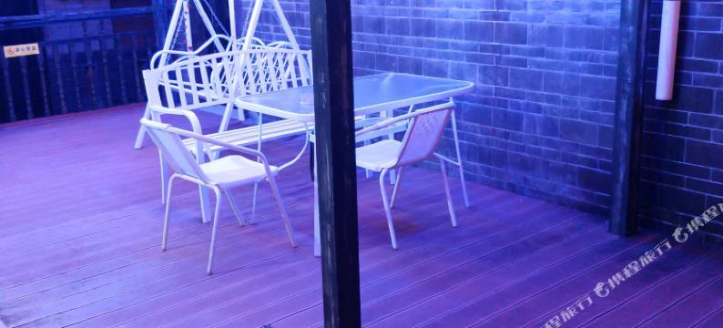 西江上田酒店(千户苗寨西门游客服务中心店)图片