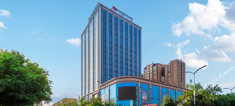 柏曼酒店(博乐海西国际广场店)图片