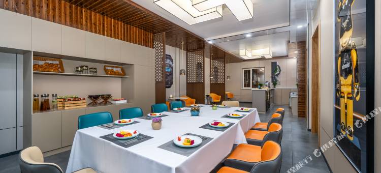 美豪R ROYALSS HOTEL(呼和浩特赛罕区金桥开发区店)图片