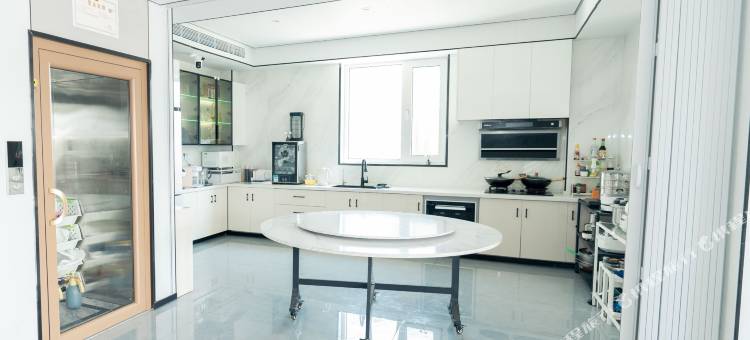 炉边山语民宿图片