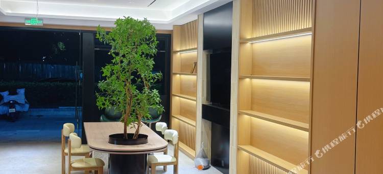 呈居酒店(杭州西站杭师大店)图片