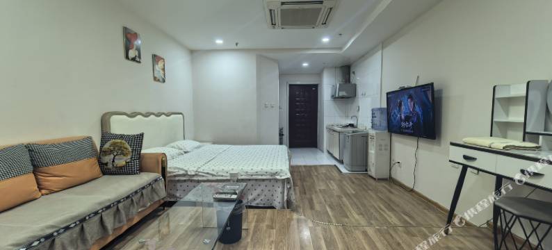 七七情侣公寓(万豪大厦店)图片