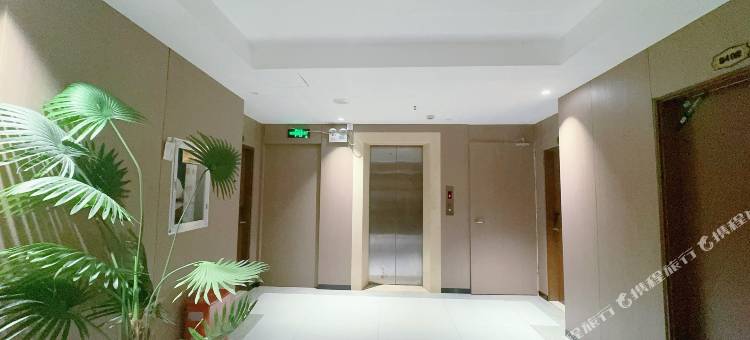 灵山陆阳便捷酒店(陆屋镇店)图片