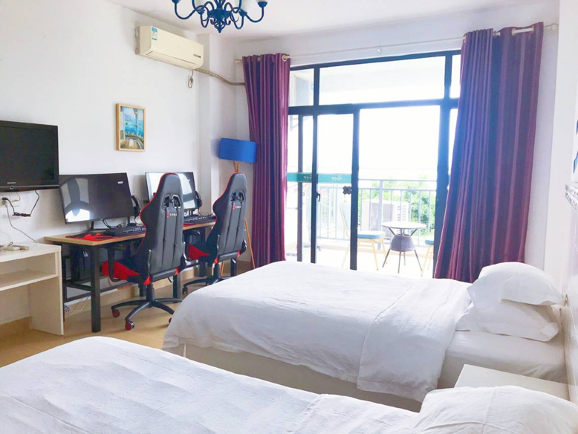 德州007电竞游戏房公寓