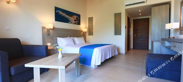 Blue Bay Hotel图片