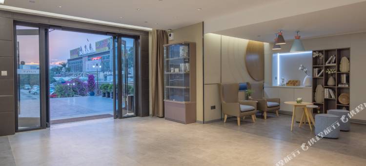 如家华驿精选酒店(南宁朝阳广场火车站地铁站店)图片