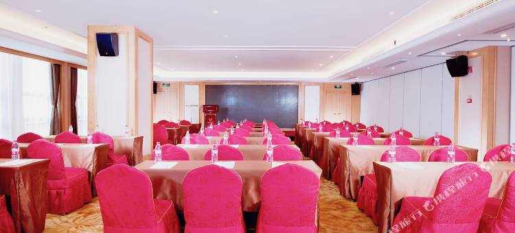 维也纳国际酒店(长沙洋湖新城地铁站店)图片