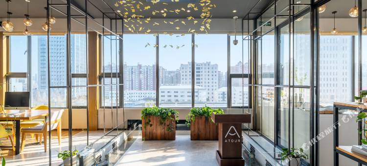 上海陆家嘴民生路地铁站亚朵酒店图片