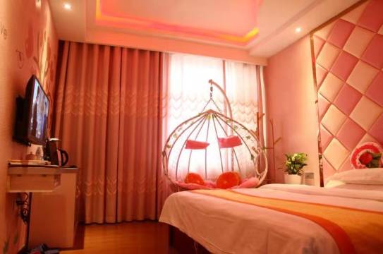 石阡阳光假日酒店