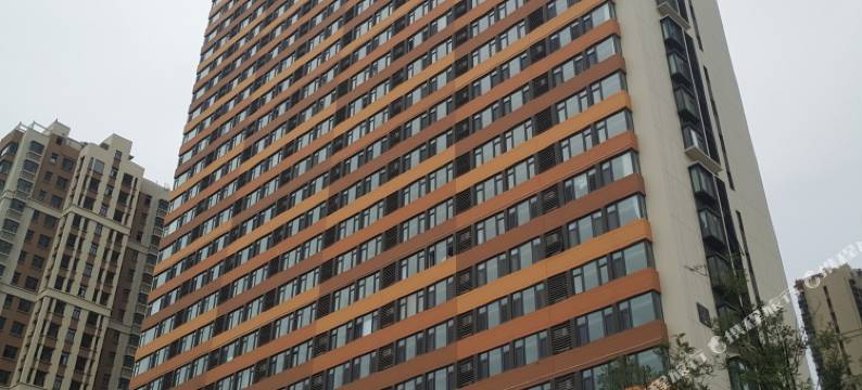 V蓝伴海海景公寓(日照万达广场店)图片