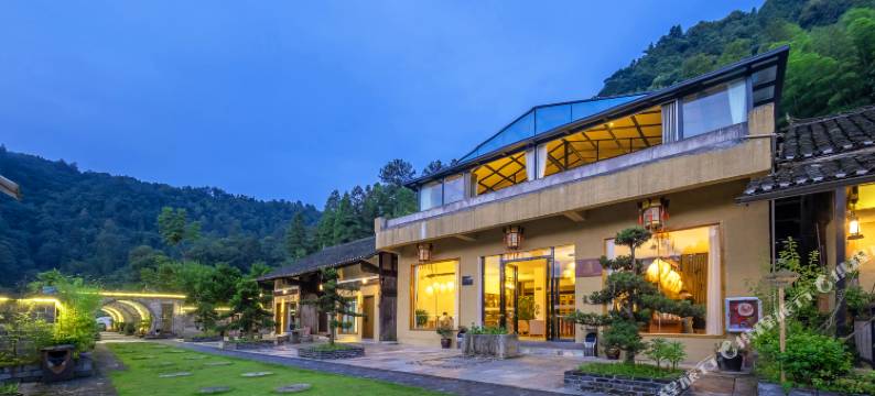 川上语·梵静山舍民宿图片