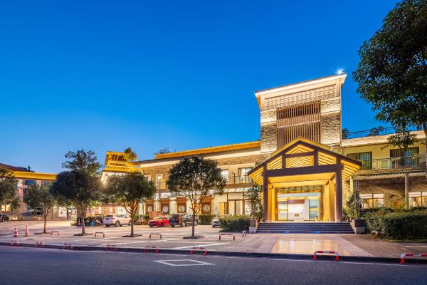 重庆长寿湖麒源湖晓酒店