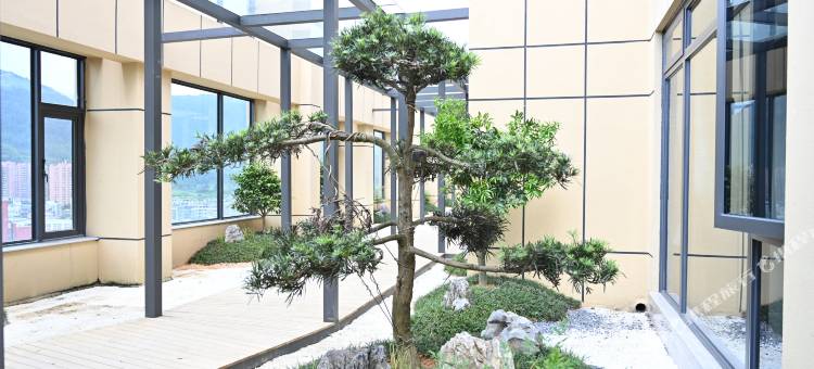 维也纳国际酒店(宁德周宁尚城广场店)图片