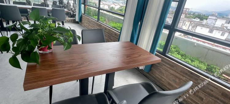 IU酒店(丽江古城南门店)图片