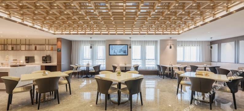 合肥长江西路科学大道地铁站亚朵酒店图片