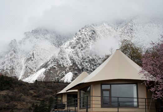 Yubeng Tibetan Mid-Levels ZGlamping Wild Luxury TentHotel Overview
