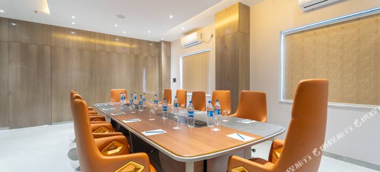 德皇冠酒店(De Crown Inn)图片