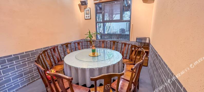 李庄安石宇晨小院民宿图片