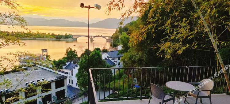 黄山山水度假酒店(太平湖风景区店)图片