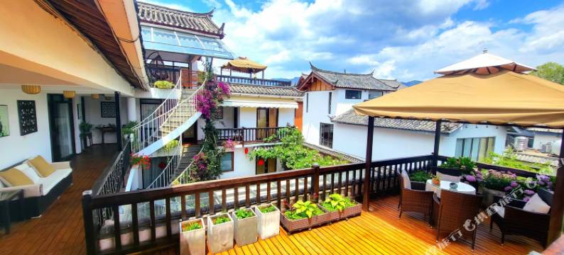 丽江束河古镇水云间花园客栈图片