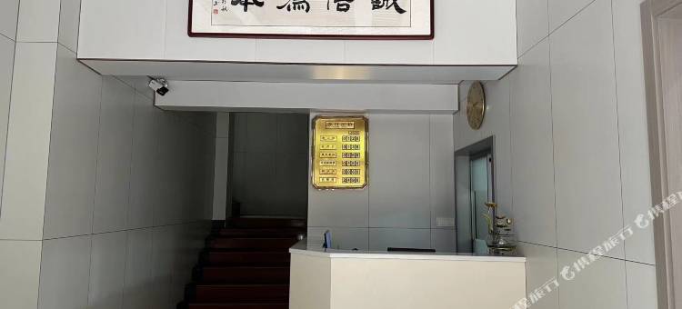 南昌鑫鲲鹏大厦酒店(洪都中学店)图片