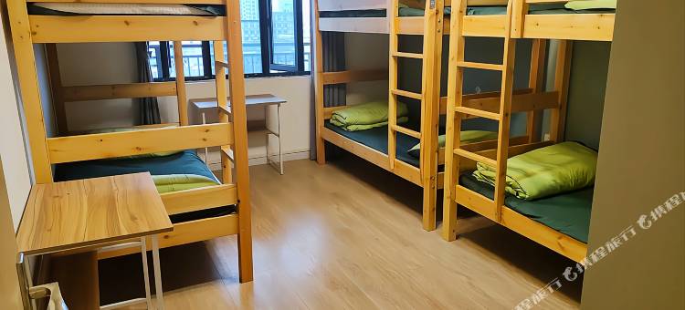 晚栖旅行民宿(世界城光谷步行街店)图片