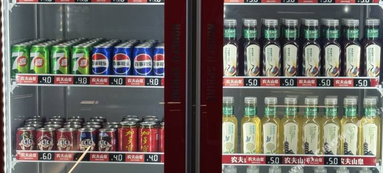 粤虎电竞酒店(金禧店)图片