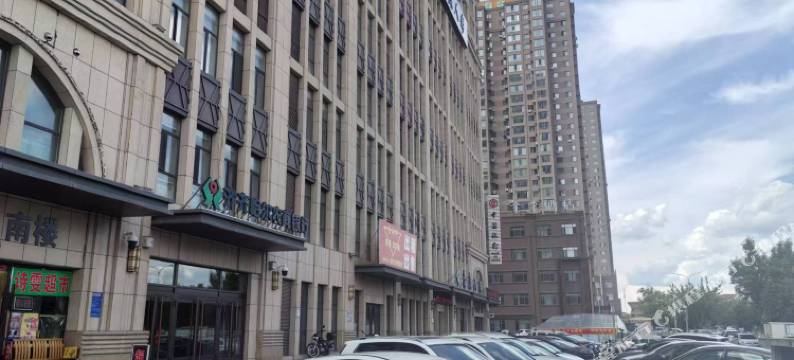 时光民宿(军校街金融街店)图片