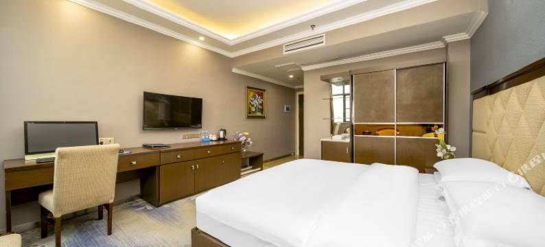 乐平世纪英皇酒店(乐平汽车站店)图片