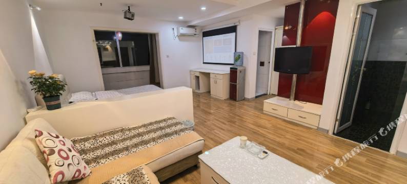 七七情侣公寓(万豪大厦店)图片