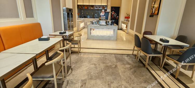 维也纳国际酒店(佛山绿岛广场绿岛湖地铁站店)图片