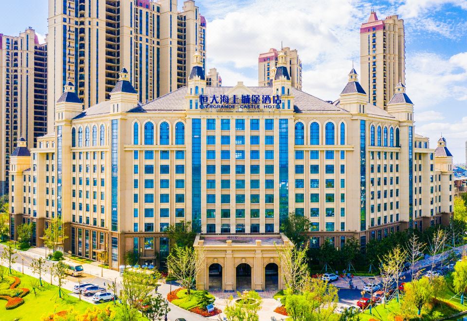 启东恒大海上城堡酒店外景图