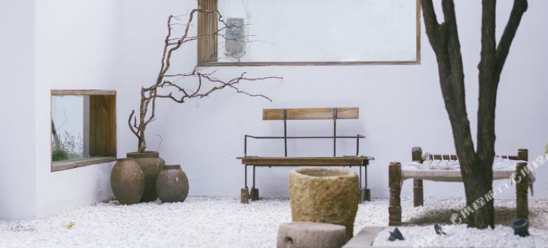無云·设计师主题客栈(大理古城店)图片