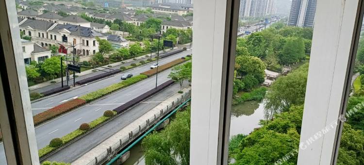 崔玉儿民宿(杭州朗诗枫荟店)图片