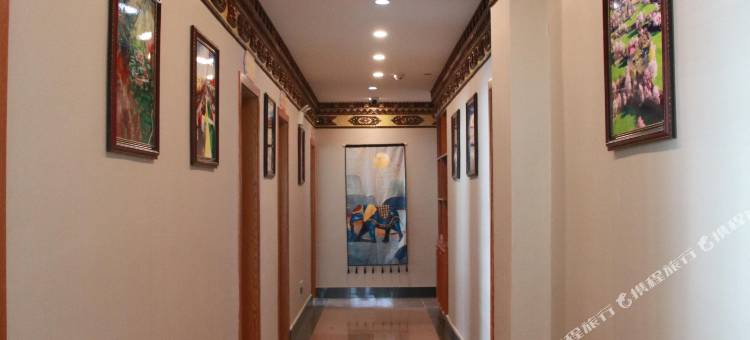 拉萨仲仲嘎布民宿图片