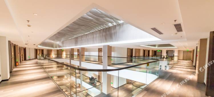 铂顿国际公寓(中山黄圃店)图片