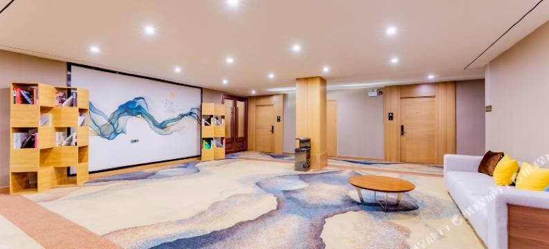 伊正酒店(呼和浩特万达广场市政府地铁站店)图片