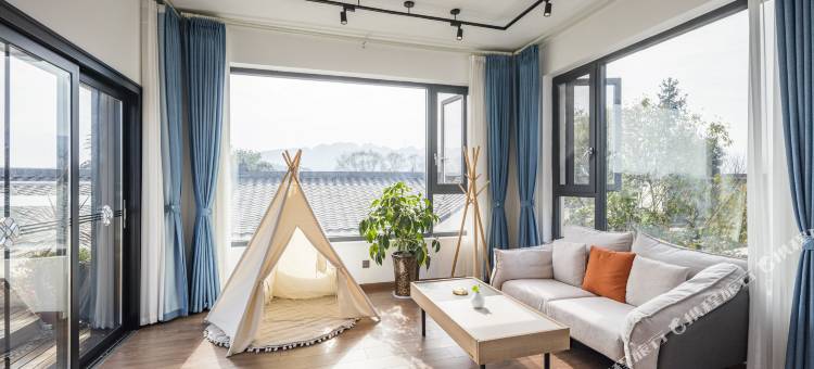 花筑·时间之外民宿(名山区店)图片