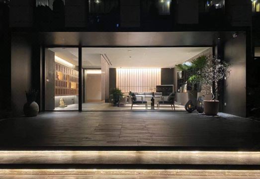 杭州暖酒店外景图