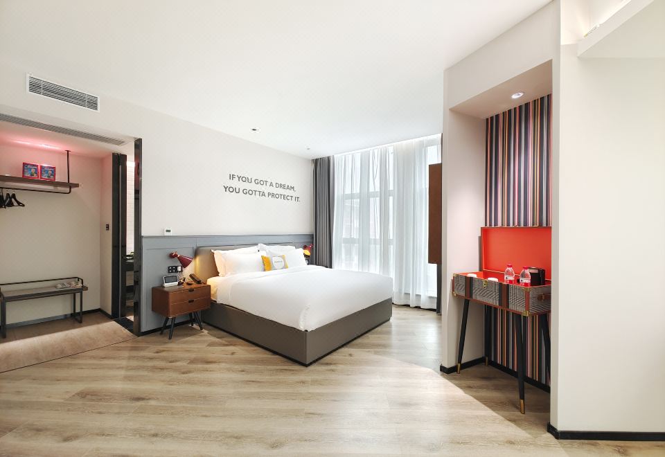 City Comfort Premier Hotel (Luocheng Chengzhong Building) Hotel Overview