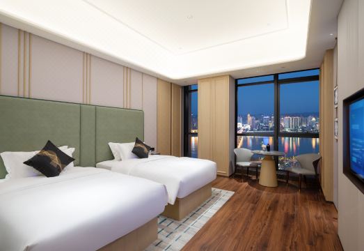 HuaMan Hotel Hotel Overview